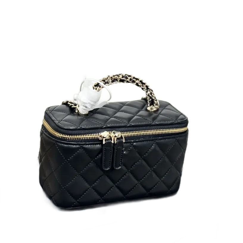 Quilted handbag isolated on a transparent background, with the chain strap fully cut out