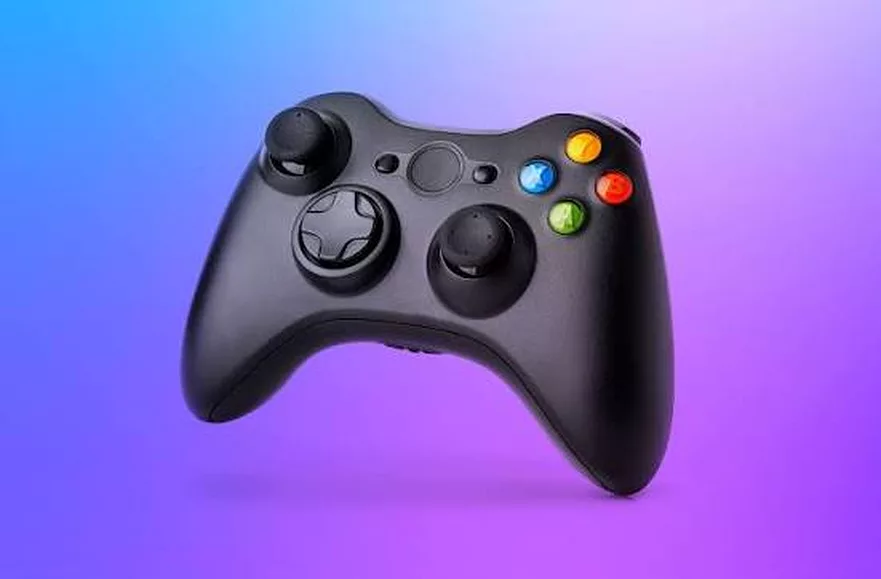 Xbox 360 controller listing photo in WebP before background removal, on a purple gradient